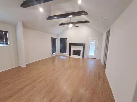 Living - 22605 E 103rd St S, Broken Arrow, OK 74014 photo 2 of 3