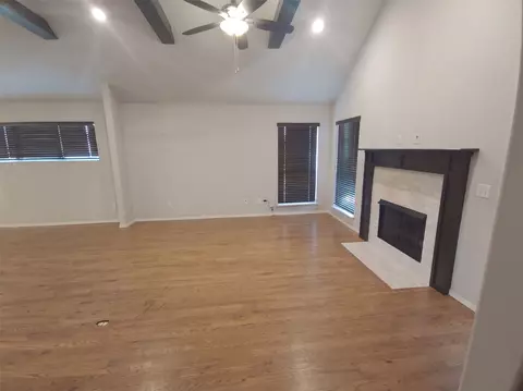 Living - 22605 E 103rd St S, Broken Arrow, OK 74014 photo 3 of 3