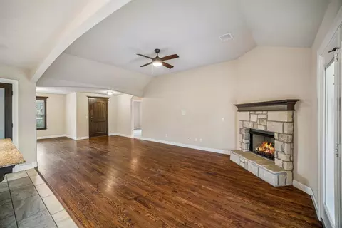 Living - 18335 E 50th Pl S, Tulsa, OK 74134 photo 6 of 6