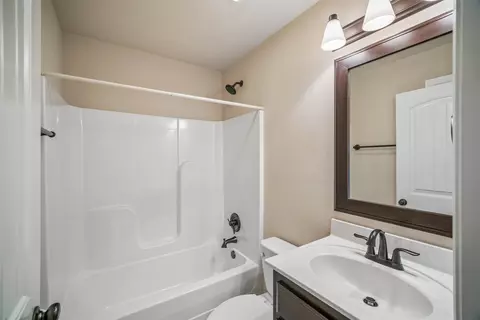 Bath - 18335 E 50th Pl S, Tulsa, OK 74134 photo 1 of 4