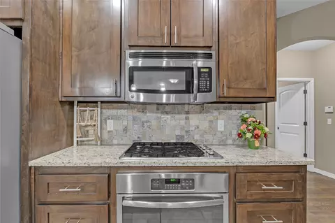 Kitchen - 18419 E 50th St S, Tulsa, OK 74134 photo 9 of 11