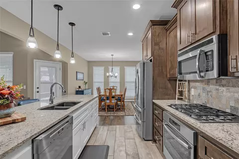 Kitchen - 18419 E 50th St S, Tulsa, OK 74134 photo 8 of 11