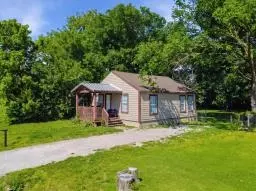 236 N Theodore Ave, Bartlesville, OK 74003