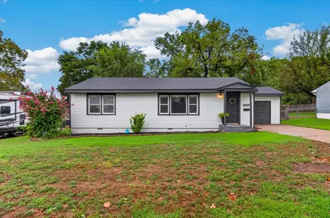 3815 Lester Ave, Bartlesville, OK 74006