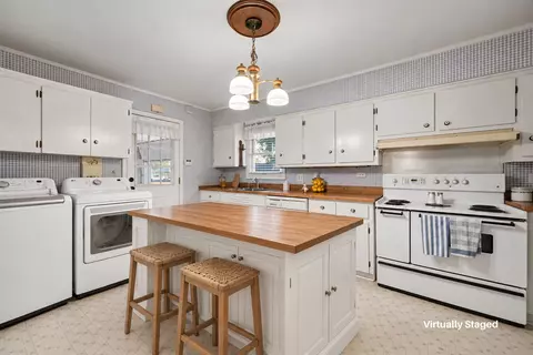 Kitchen - 700 SE 10th St, Pryor, OK 74361 photo 1 of 2