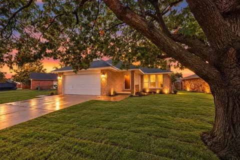 10702 E 101st St N, Owasso, OK 74055