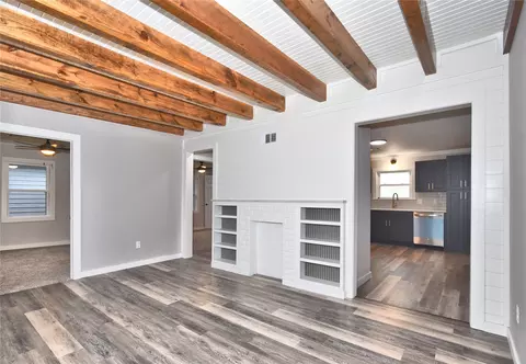 Living - 3527 E 4th St, Tulsa, OK 74112 photo 2 of 4
