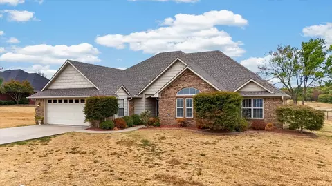 23570 Wolf Valley Rd, Poteau, OK 74953