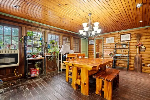 Dining - 447098 E 1000 Rd, Gore, OK 74435 photo 1 of 3