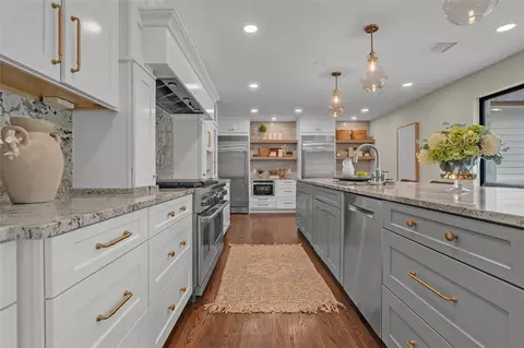 Kitchen - 2457 E 26th Pl, Tulsa, OK 74114 photo 2 of 10