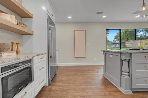 Kitchen - 2457 E 26th Pl, Tulsa, OK 74114 photo 7 of 10