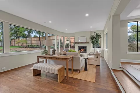 Living - 2457 E 26th Pl, Tulsa, OK 74114 photo 2 of 5