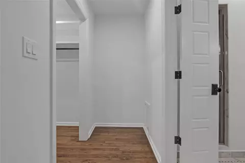Entry Way - 2457 E 26th Pl, Tulsa, OK 74114 photo 10 of 10