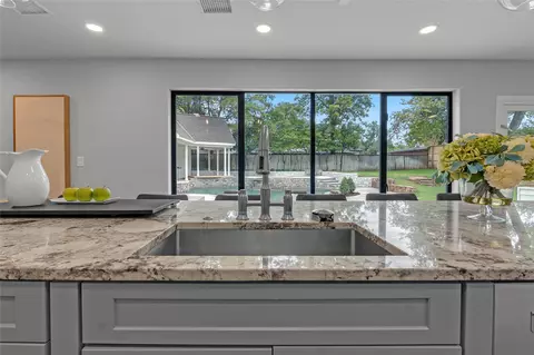 Kitchen - 2457 E 26th Pl, Tulsa, OK 74114 photo 8 of 10