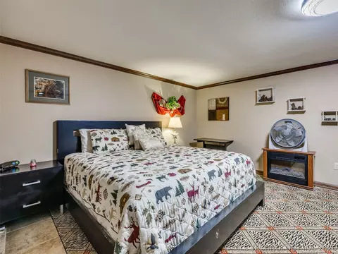 Bedroom - 414498 E 1170 Rd, Eufaula, OK 74432 photo 5 of 12