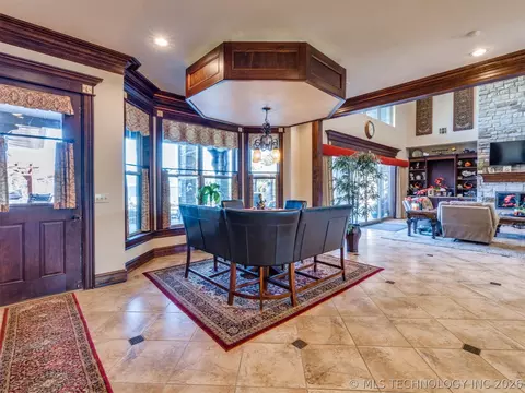Dining - 414498 E 1170 Rd, Eufaula, OK 74432 photo 1 of 3