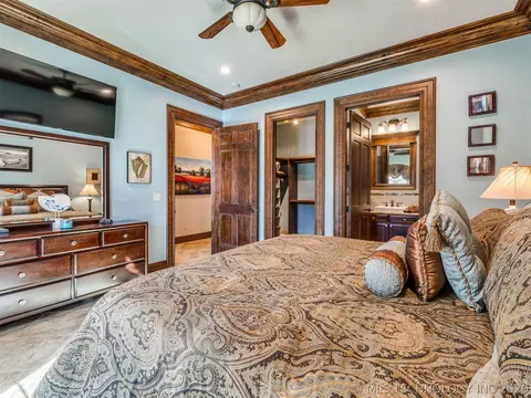 Bedroom - 414498 E 1170 Rd, Eufaula, OK 74432 photo 10 of 12