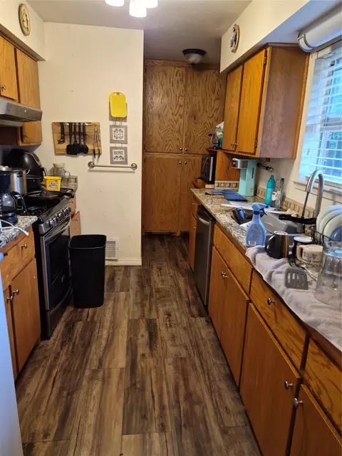 Kitchen - 708 SE 3rd St SE, Checotah, OK 74426 photo 1 of 1