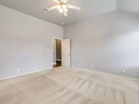 Bedroom - 21677 E 39th Pl, Broken Arrow, OK 74014 photo 10 of 11