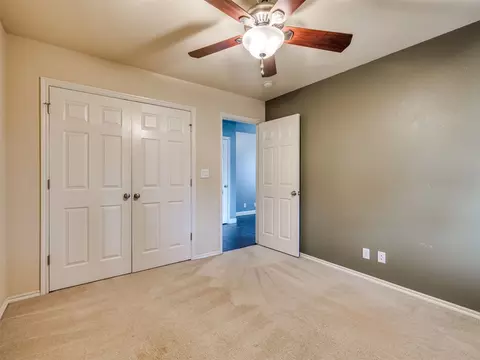 Bedroom - 21677 E 39th Pl, Broken Arrow, OK 74014 photo 7 of 11