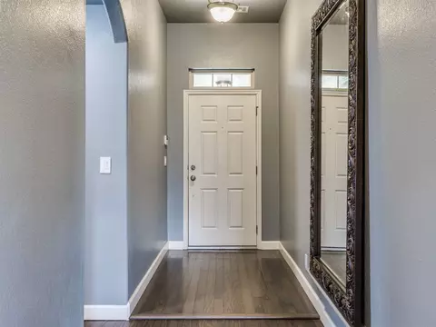Entry Way - 21677 E 39th Pl, Broken Arrow, OK 74014 photo 1 of 2