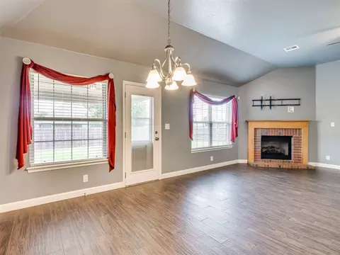 Living - 21677 E 39th Pl, Broken Arrow, OK 74014 photo 7 of 7