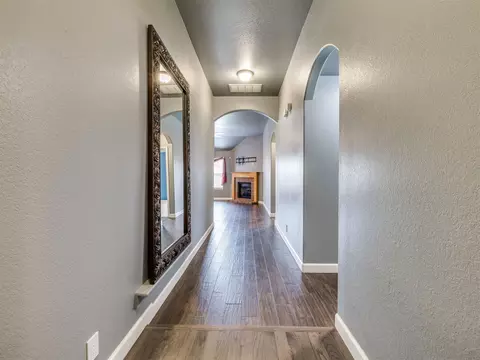 Entry Way - 21677 E 39th Pl, Broken Arrow, OK 74014 photo 2 of 2