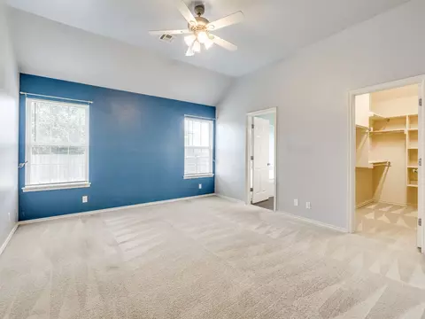 Bedroom - 21677 E 39th Pl, Broken Arrow, OK 74014 photo 8 of 11
