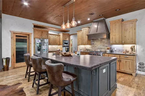 Kitchen - 116 Eagleview, Pryor, OK 74361 photo 1 of 7