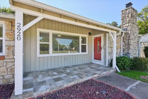 2920 E 21st St, Tulsa, OK 74114