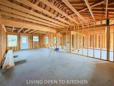 Kitchen - 18010 S Vaughn Rd, Hulbert, OK 74441 photo 1 of 3