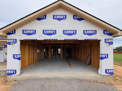Exterior - 18010 S Vaughn Rd, Hulbert, OK 74441 photo 6 of 7