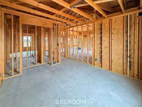 Bedroom - 18010 S Vaughn Rd, Hulbert, OK 74441 photo 5 of 8