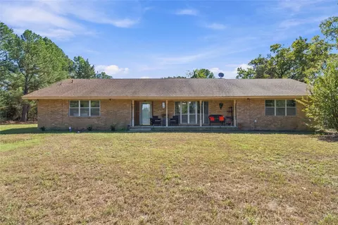 Exterior - 372099 E 1000 Rd, Castle, OK 74833 photo 4 of 12