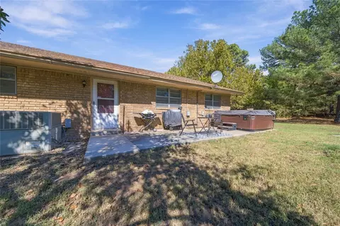 Exterior - 372099 E 1000 Rd, Castle, OK 74833 photo 9 of 12