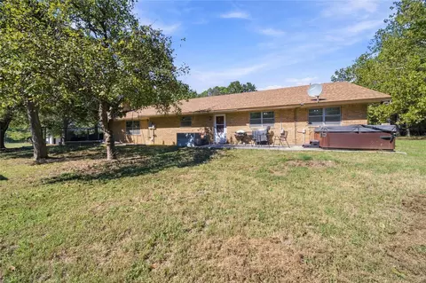 Exterior - 372099 E 1000 Rd, Castle, OK 74833 photo 8 of 12