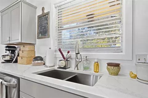 Kitchen - 372099 E 1000 Rd, Castle, OK 74833 photo 5 of 5
