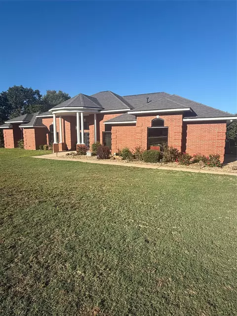 Exterior - 1201 Walker Cir, Ada, OK 74820 photo 2 of 5