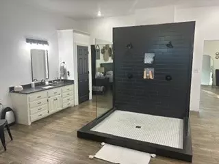 Bath - 1201 Walker Cir, Ada, OK 74820 photo 4 of 4