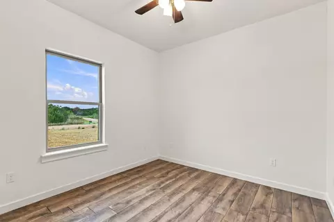 Bedroom - 21 Redbird Ln, Colbert, OK 74733 photo 3 of 6