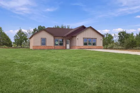 Exterior - 21 Redbird Ln, Colbert, OK 74733 photo 2 of 6