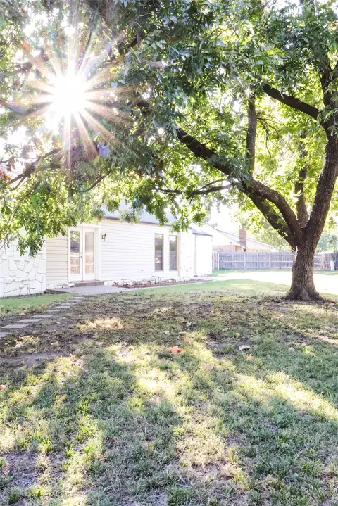 Exterior - 10019 E 39th Pl, Tulsa, OK 74146 photo 10 of 10