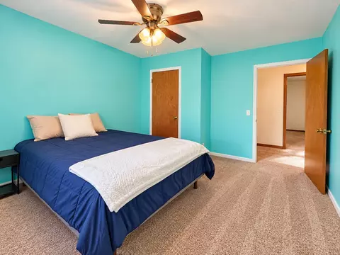 Bedroom - 121 Gilbert Dr, Eufaula, OK 74432 photo 4 of 6