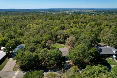 View/Area - 121 Gilbert Dr, Eufaula, OK 74432 photo 2 of 3