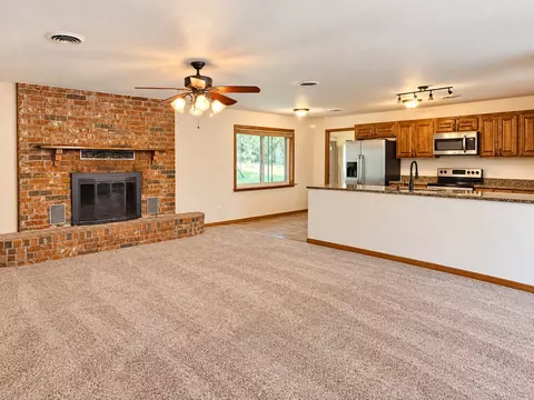 Living - 121 Gilbert Dr, Eufaula, OK 74432 photo 3 of 3