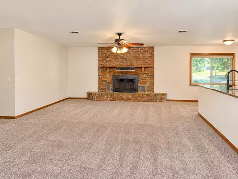 Living - 121 Gilbert Dr, Eufaula, OK 74432 photo 1 of 3