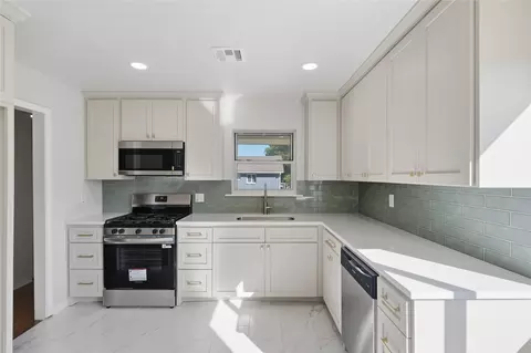 5807 E 22nd Pl, Tulsa, OK 74114 photo 7