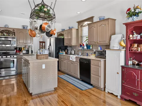 Kitchen - 511 S 67th St, Broken Arrow, OK 74014 photo 4 of 4