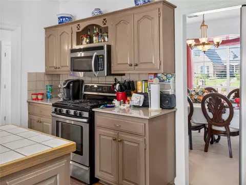 Kitchen - 511 S 67th St, Broken Arrow, OK 74014 photo 3 of 4