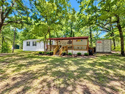 10716 Driftwood Rd, Kingston, OK 73439